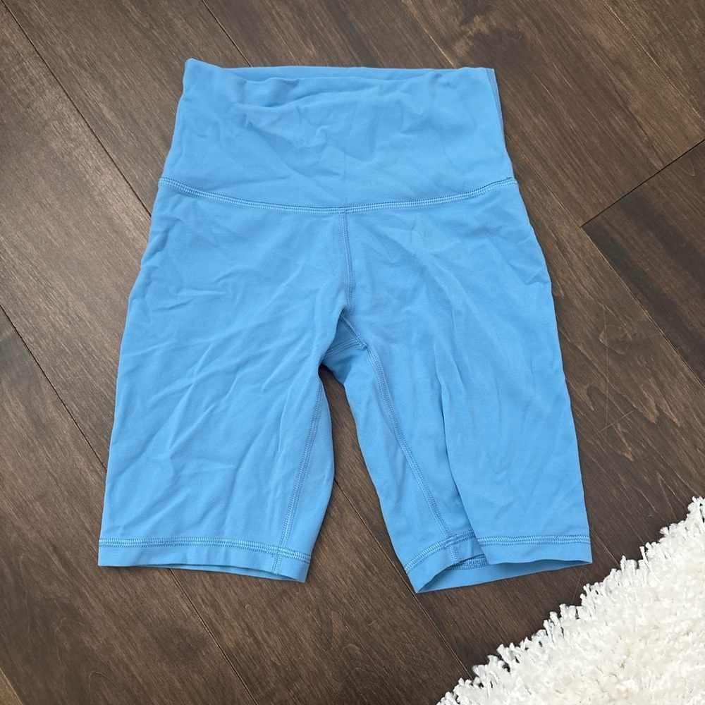 Aritzia TNA Biker Short